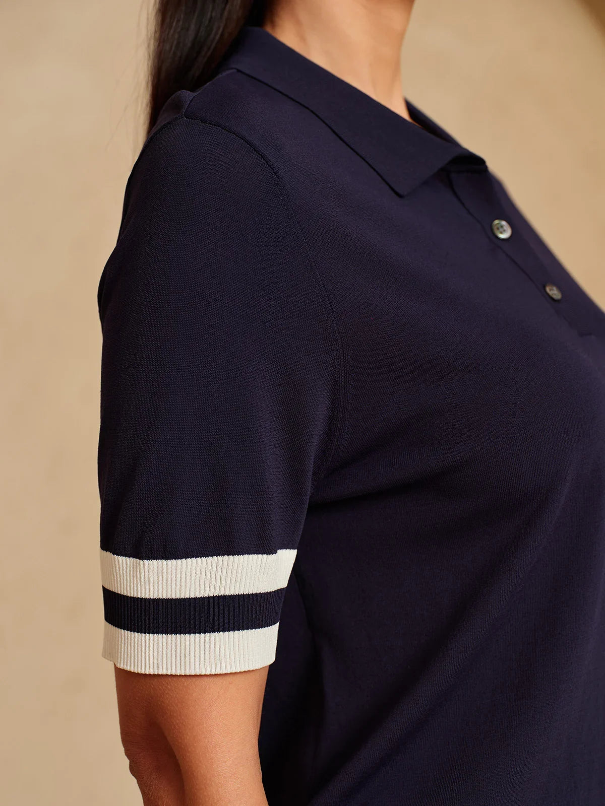 Navycore – Kurzärmliges Strickpolo mit Farbblockdesign