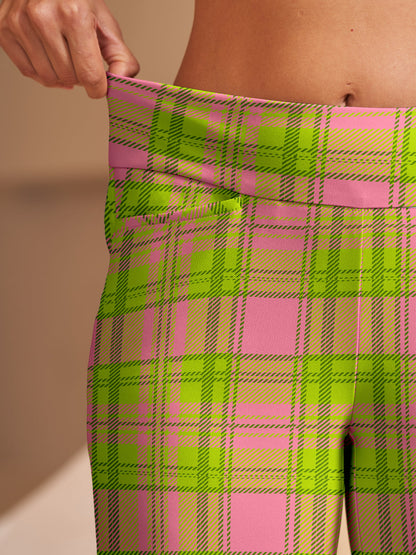 Nie tak klasyczne 28-calowe elastyczne spodnie do kostek Performance