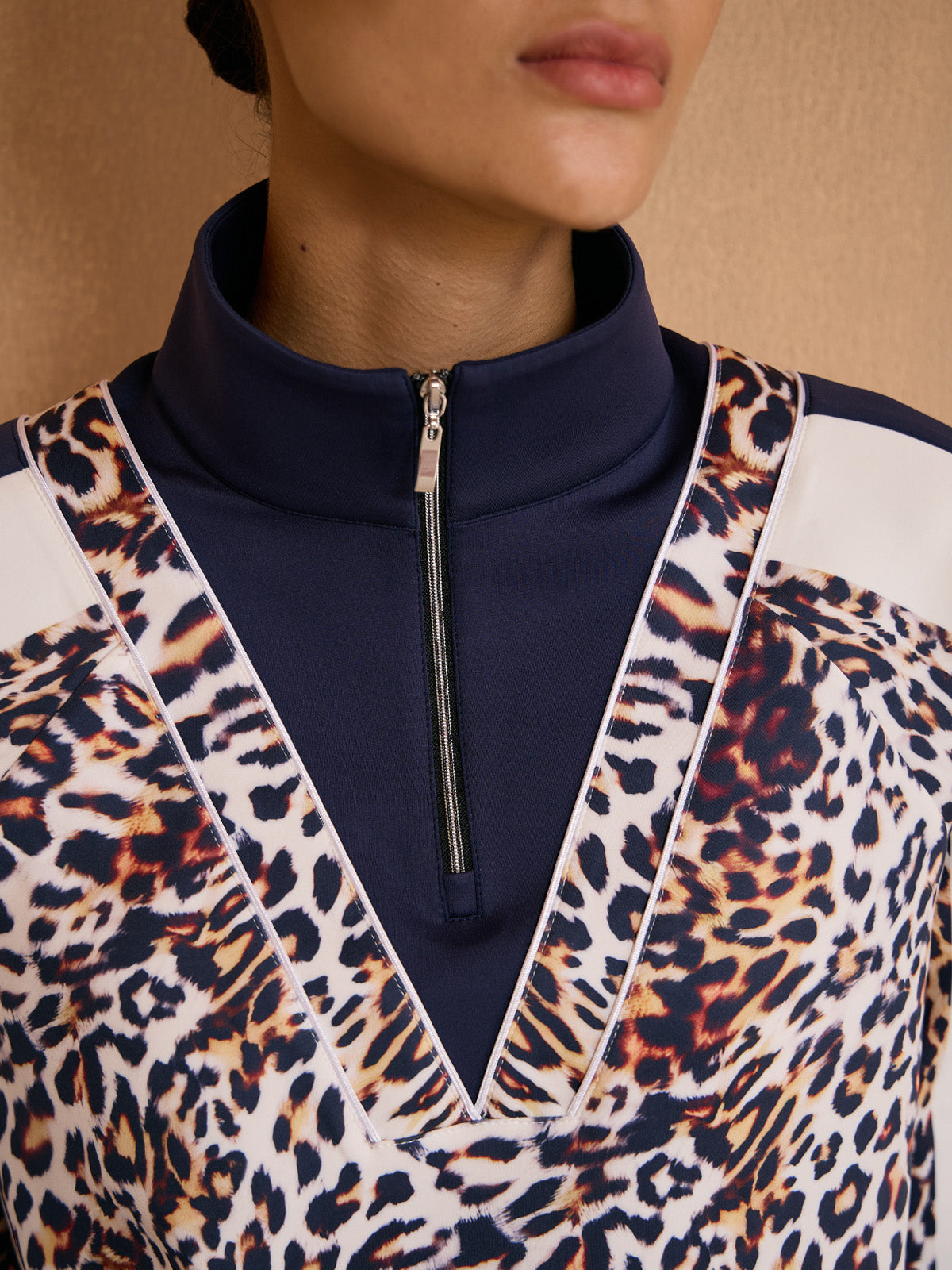 Wildlife Party Golf Sweatshirt