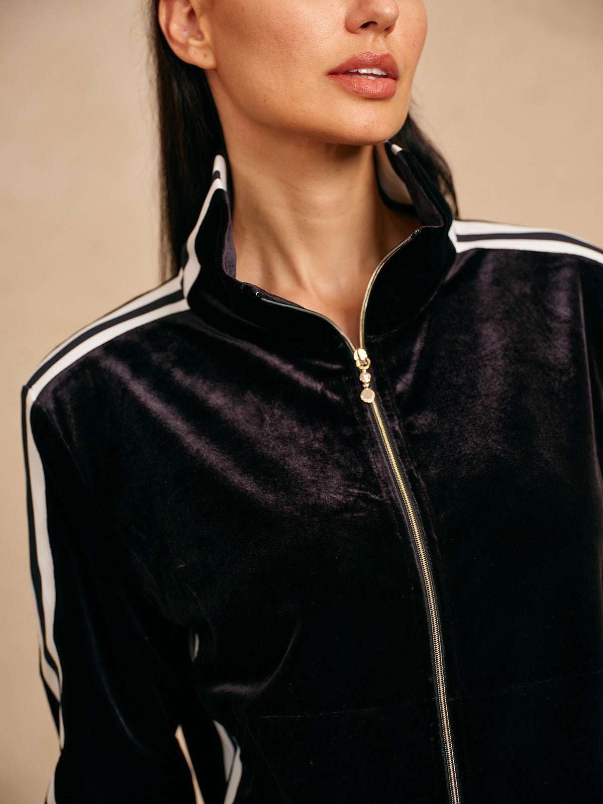 UltraSoft Velvet Chaqueta de Manga Larga con Cierre Completo