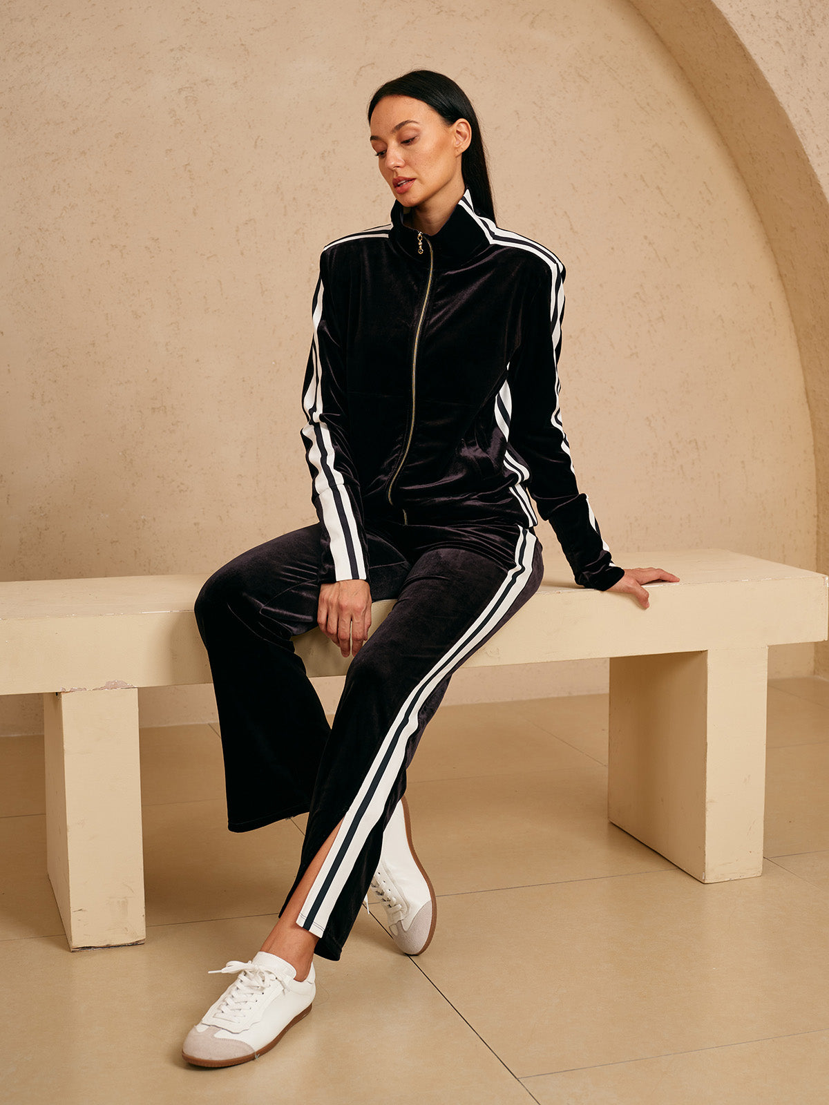 UltraSoft Velvet Chaqueta de Manga Larga con Cierre Completo