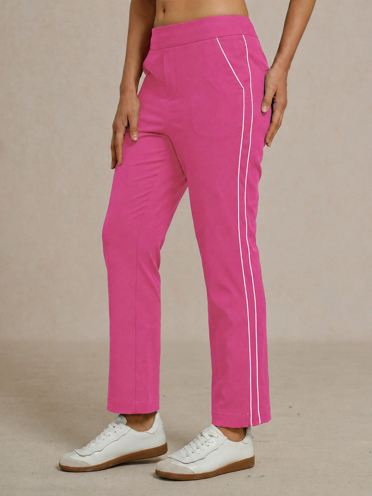 Pantaloni alla caviglia EAGLE 28 Inch Performance Stretch con profili