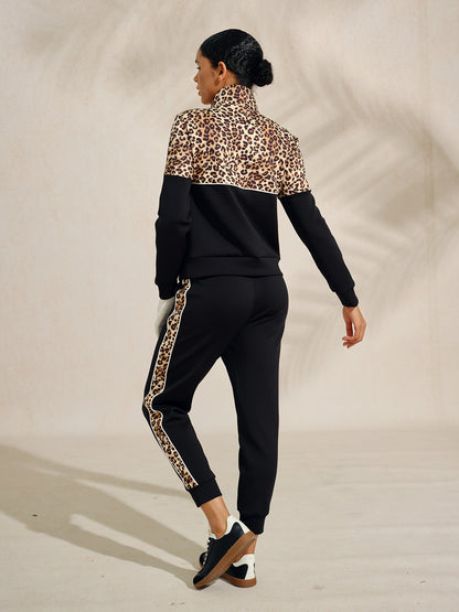 Wildlife Party Golf Sweatshirt