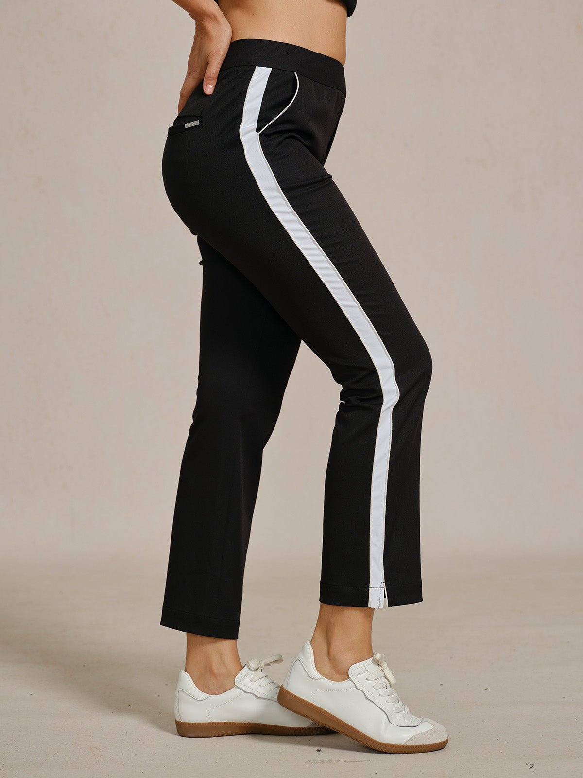 Eagle 28 Inch Performance Stretch Trimmed Ankle Pants