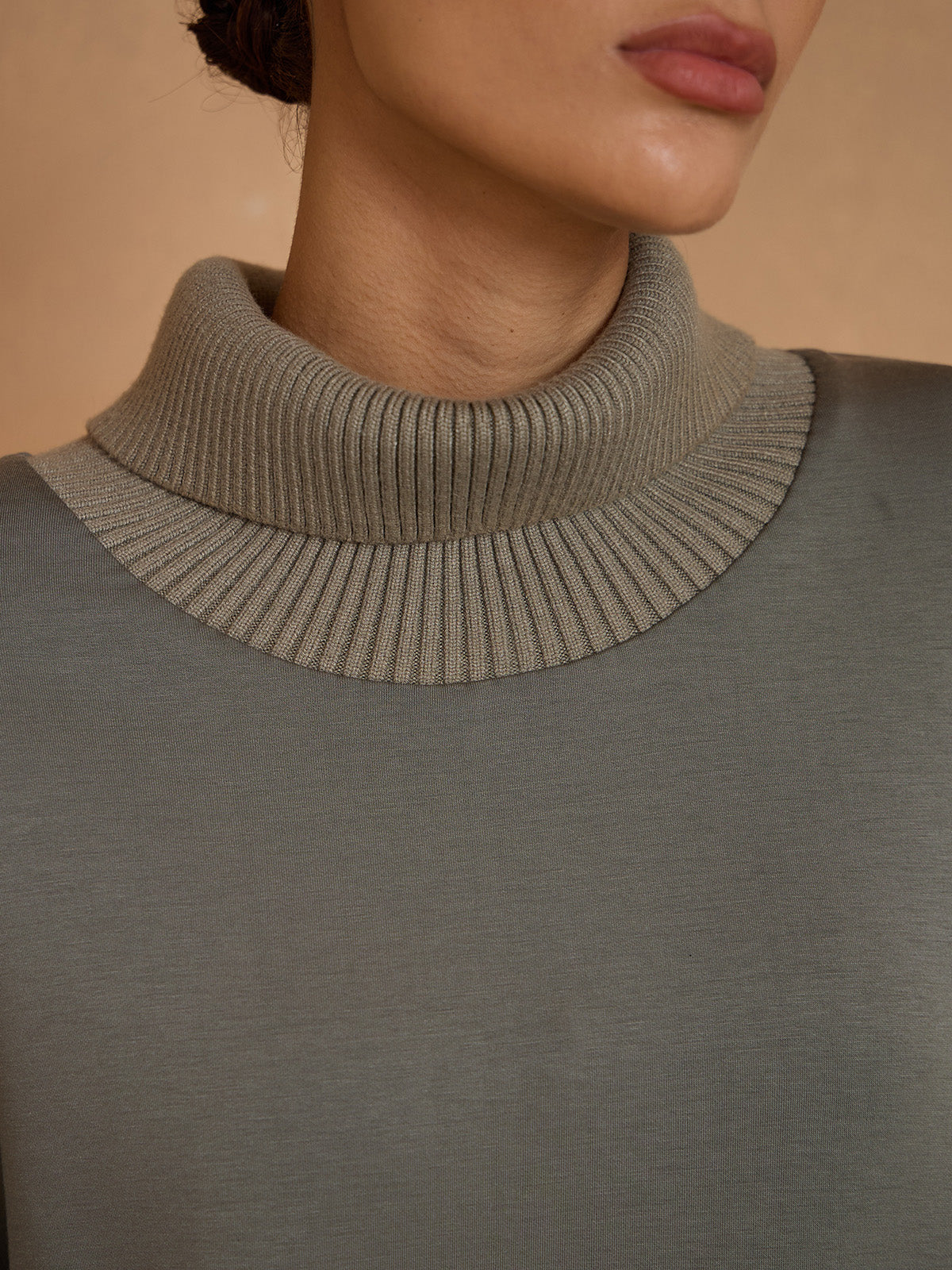 UltraSoft Wool Long Sleeve Knit Stitching Sweatshirt