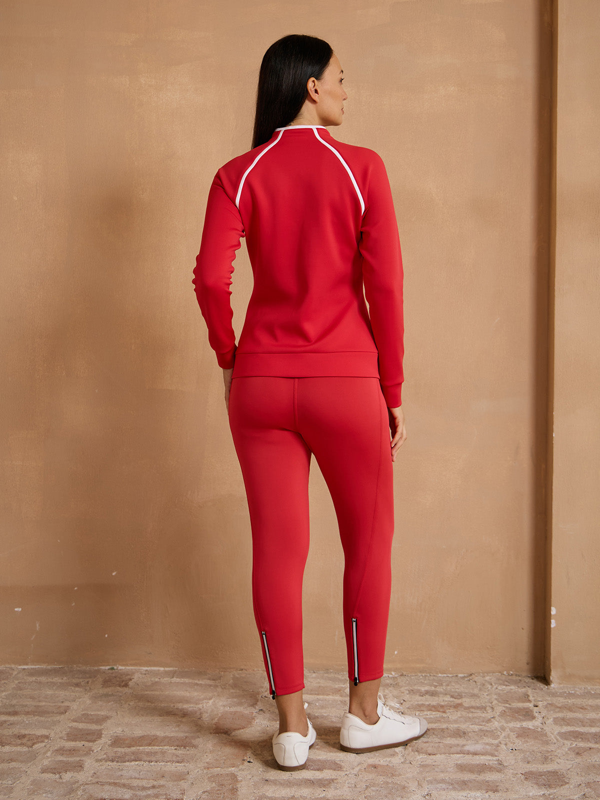 Mehr-als-Basic Sweatshirt mit langen Ärmeln und abgesetzten Details