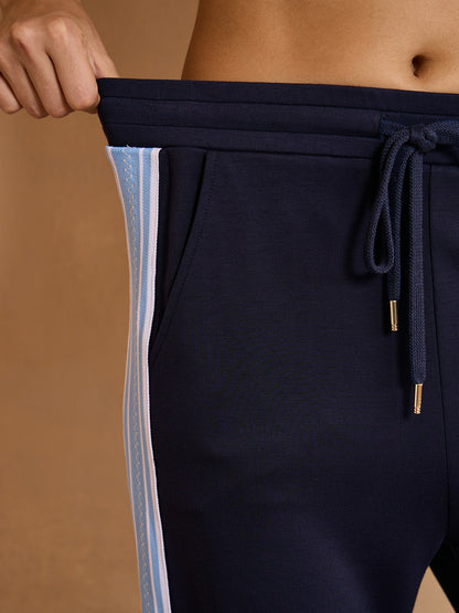 Pantalón UltraSoft de pierna ancha con cordón y ribete a rayas