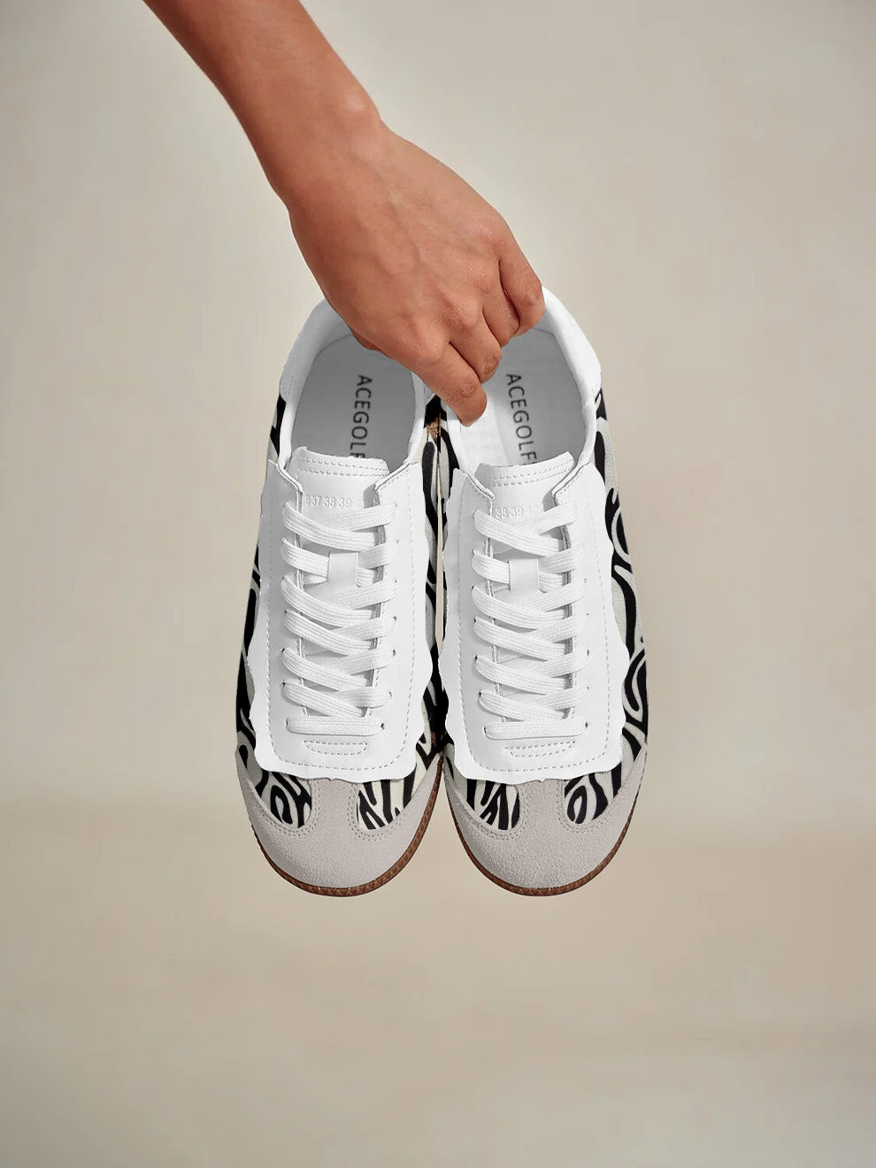 FitFlex レザー レトロ トレーナー スニーカー レディース