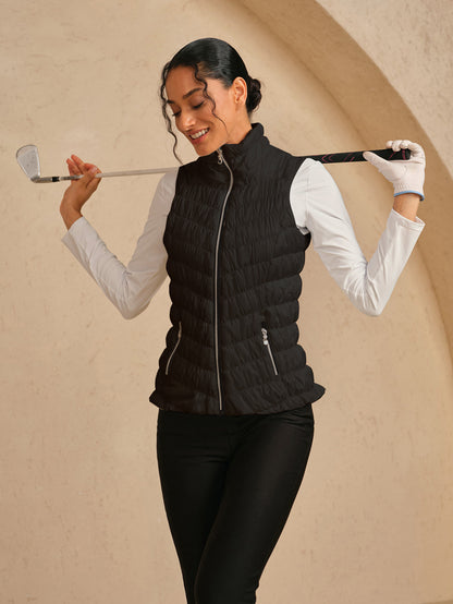 ベーシック以上の軽量パファーベスト