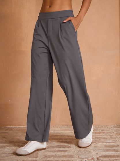 Pantalon large extensible performance, plus qu’un basique