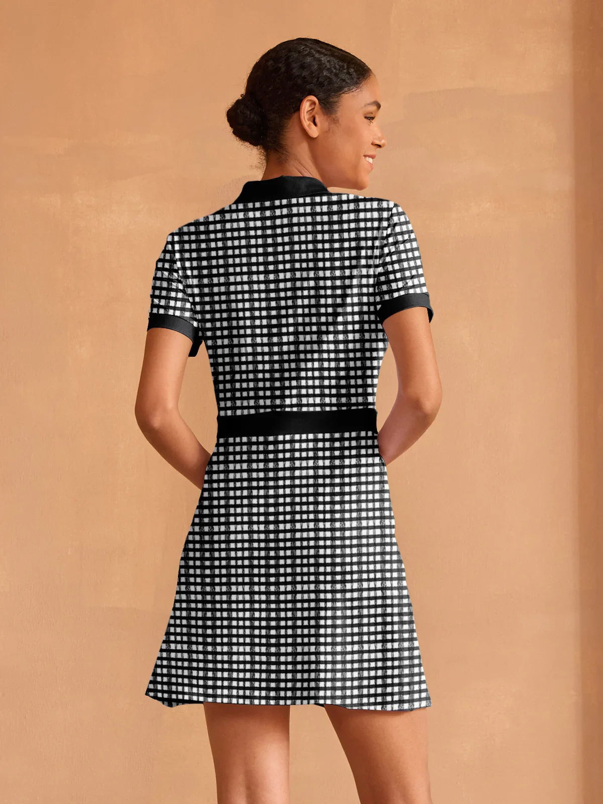 기본 이상의 반소매 A라인 드레스 UPF50+