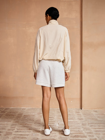 ベーシック以上の長袖トリムポケットスウェットシャツ