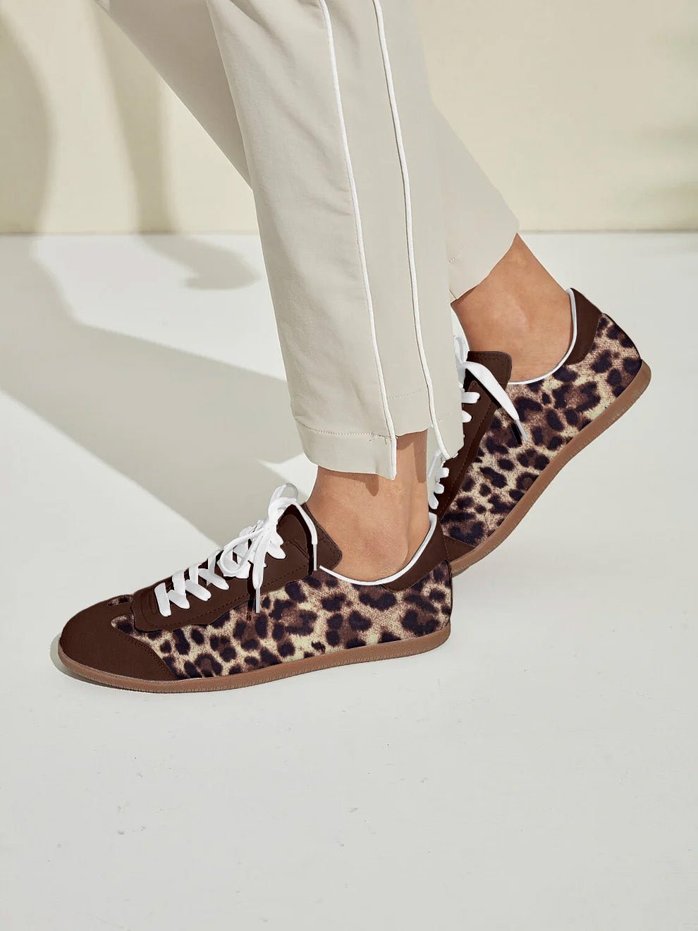 FitFlex レザー レトロ トレーナー スニーカー レディース