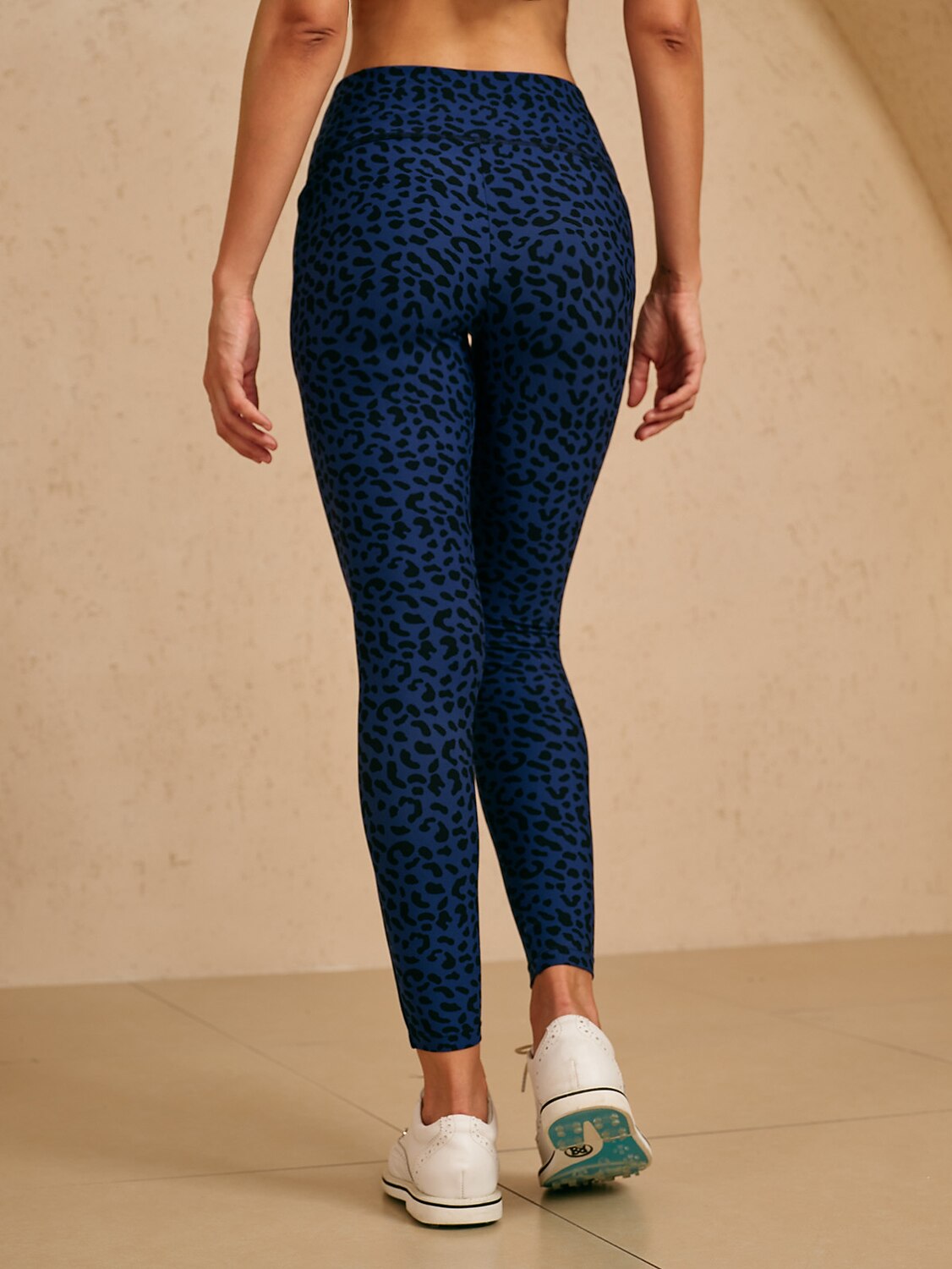 More Than Basic Leggings de golf de leopardo de 35 pulgadas