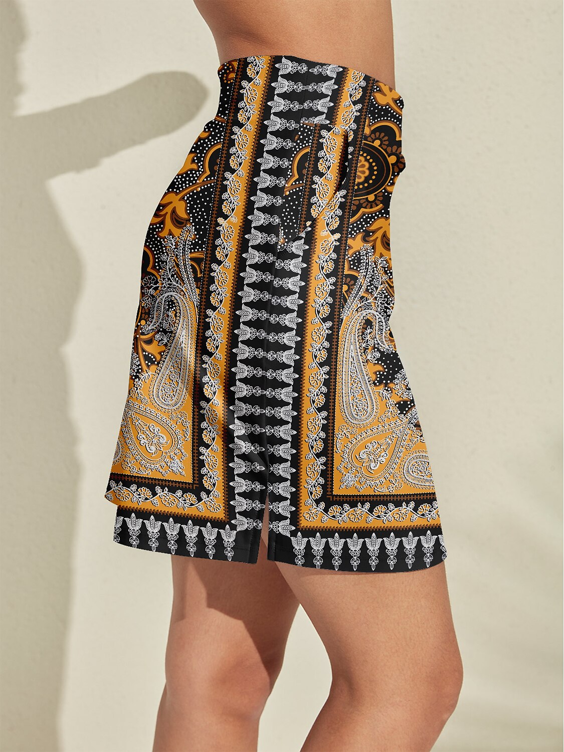 Jolie et féminine jupe-short soyeuse taille haute 19 pouces UPF50+