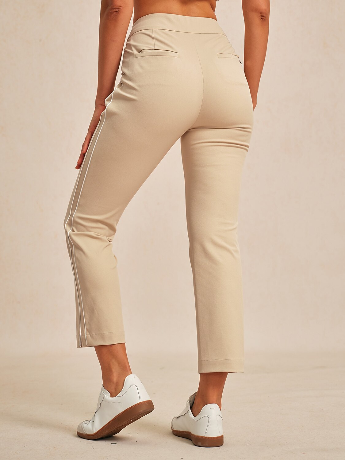 Eagle 28 Inch Performance Stretch Trimmed Ankle Pants