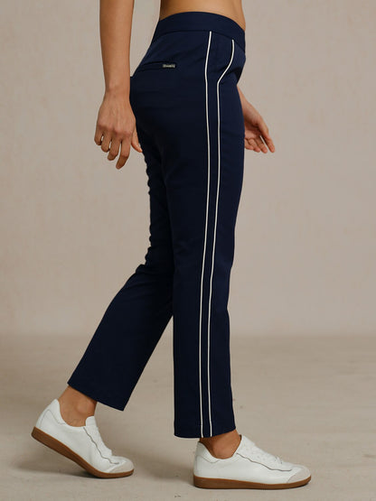 Eagle 28 Inch Performance Stretch Trimmed Ankle Pants