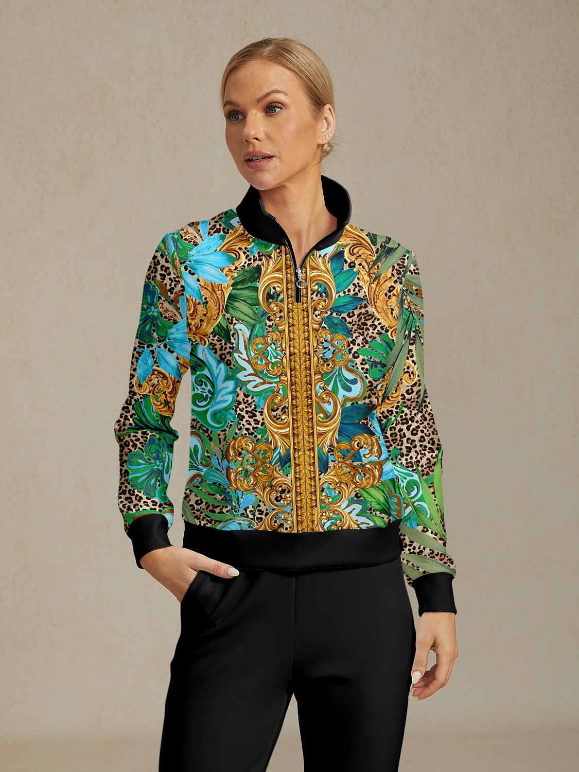 Wildlife Party Golf Sweatshirt