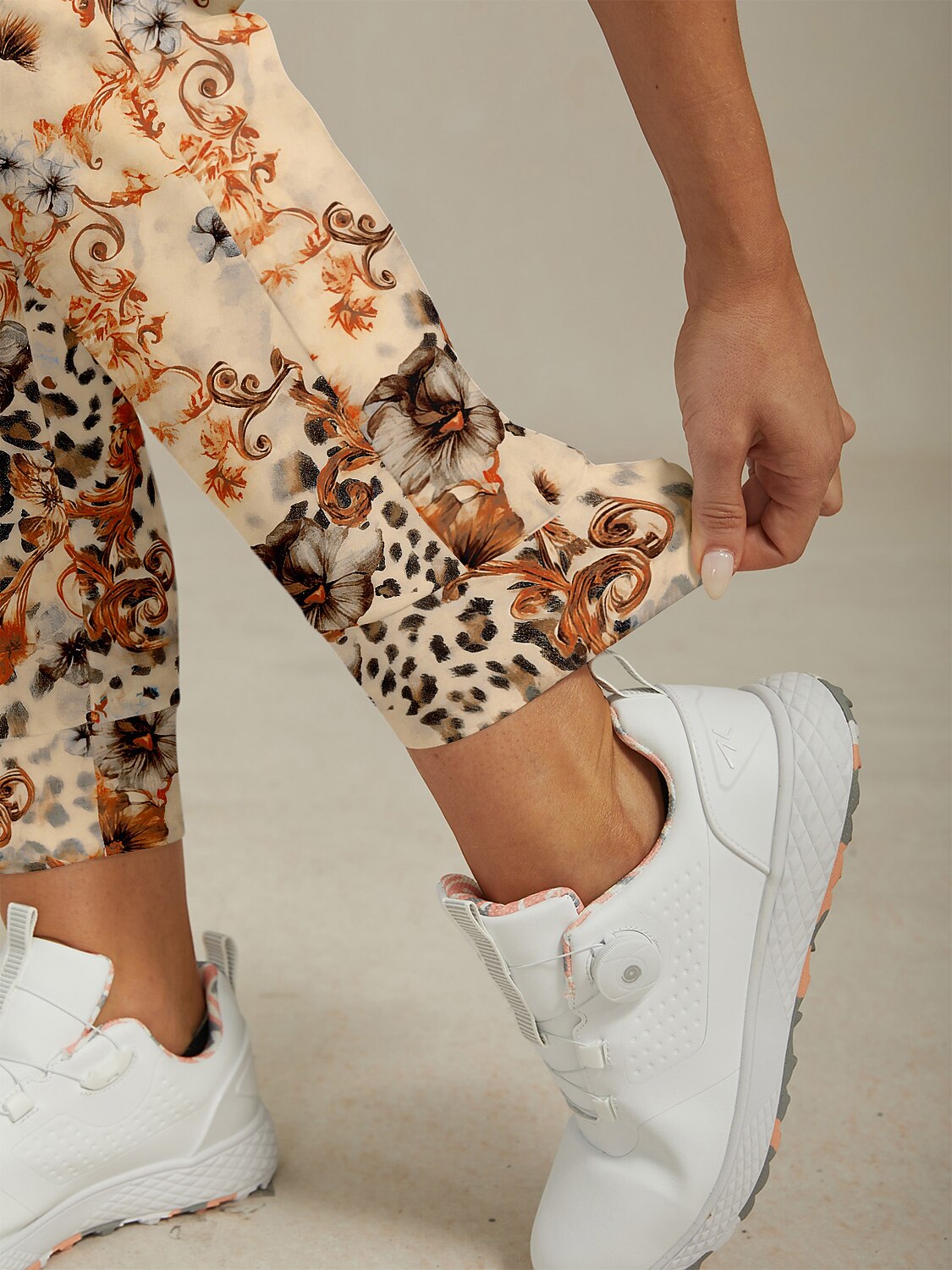 Wildlife Party 26.5 Inch Drawstring Ankle Pants