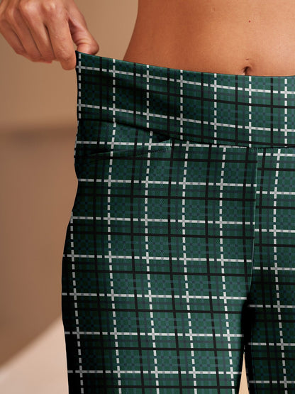 Not So Classic 28 Inch Performance Stretch Ankle Pants