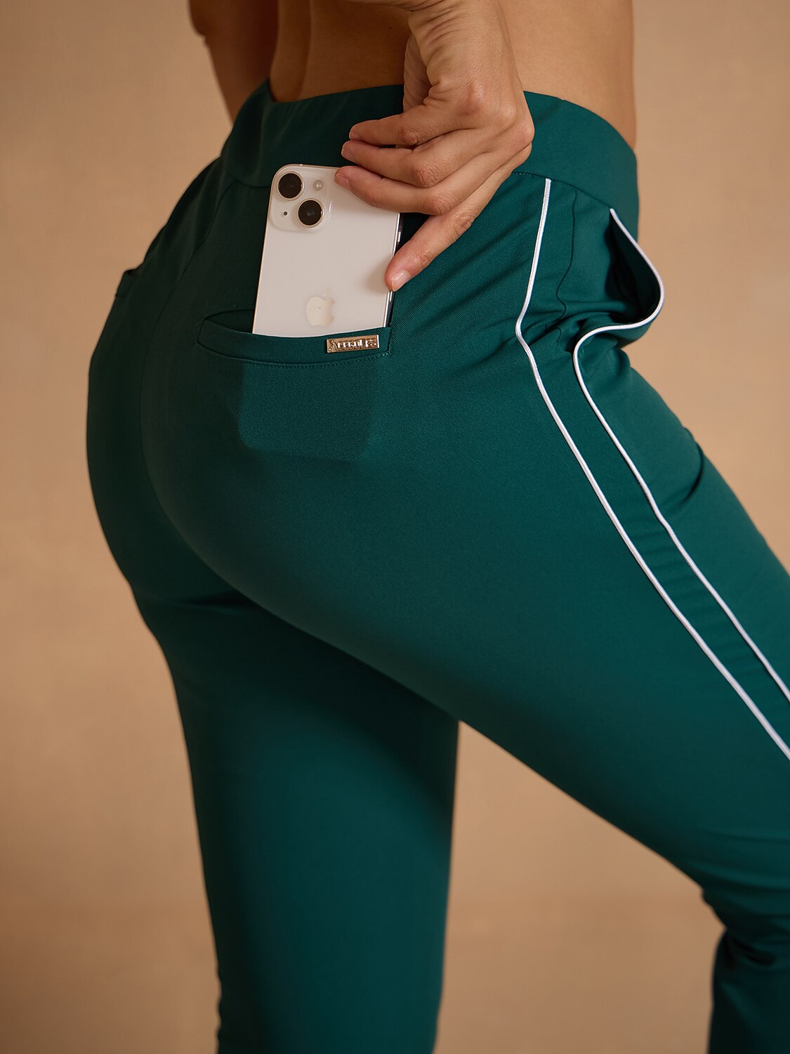 Pantalon capri EAGLE 56 cm performance extensible à finitions contrastées