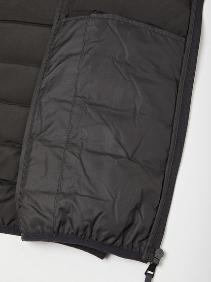 Chaleco básico para hombre con bolsillo oculto