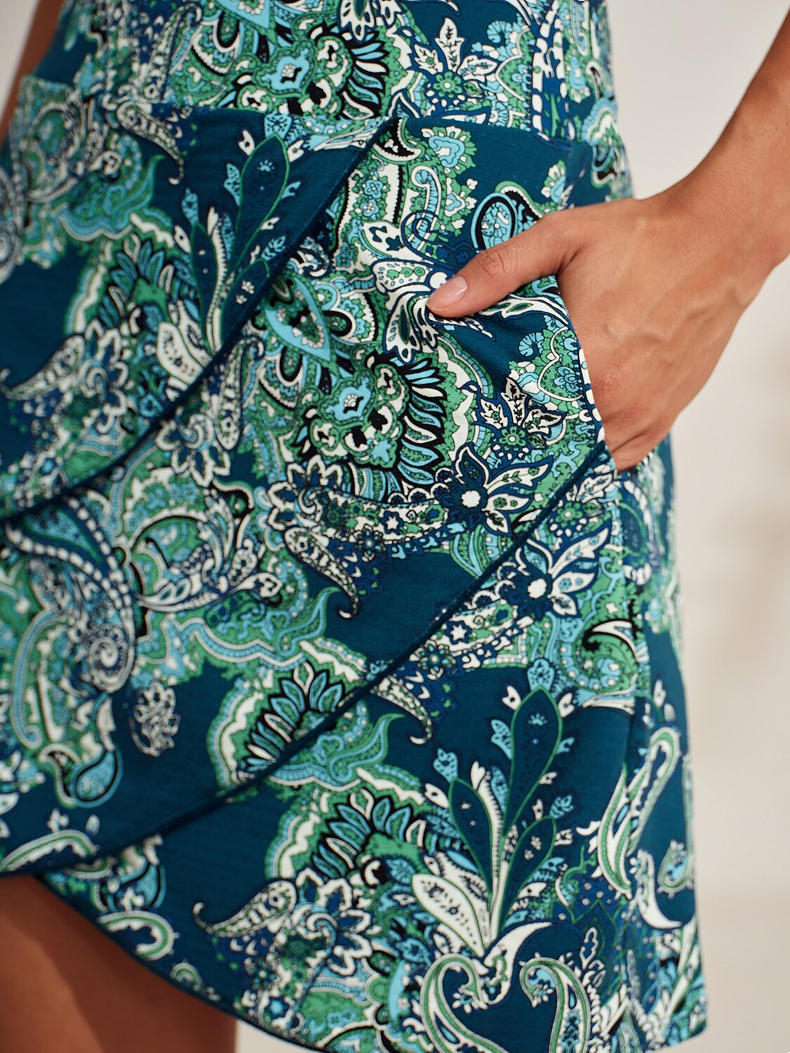 Premium 18,5-Zoll asymmetrischer Skort UPF50+