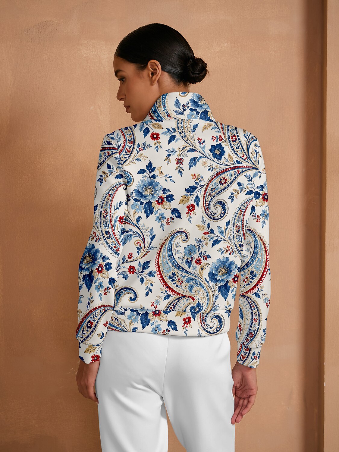 Hyped-up Tropical Golf Sweatshirt