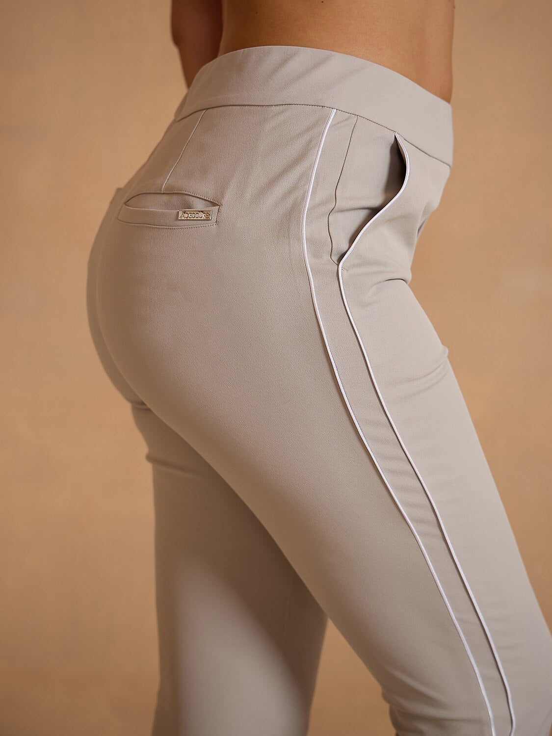 Pantalon capri EAGLE 56 cm performance extensible à finitions contrastées