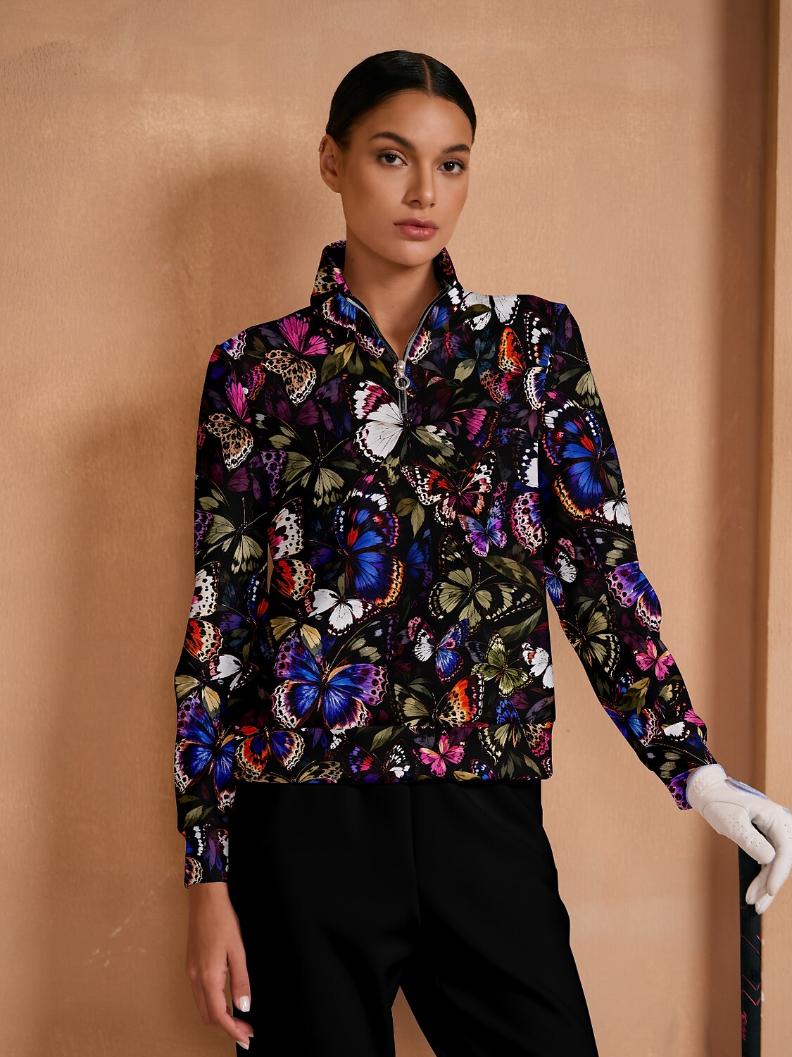Wildlife Party Golf Sweatshirt