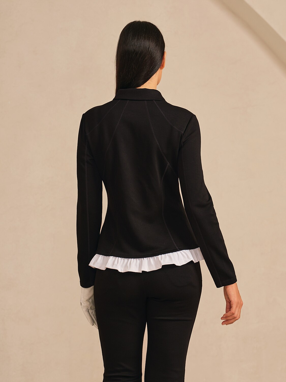 ベーシック以上のラッフルゴルフジャケット