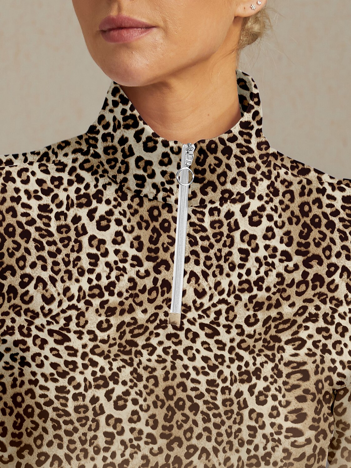 Wildlife Party Golf Sweatshirt