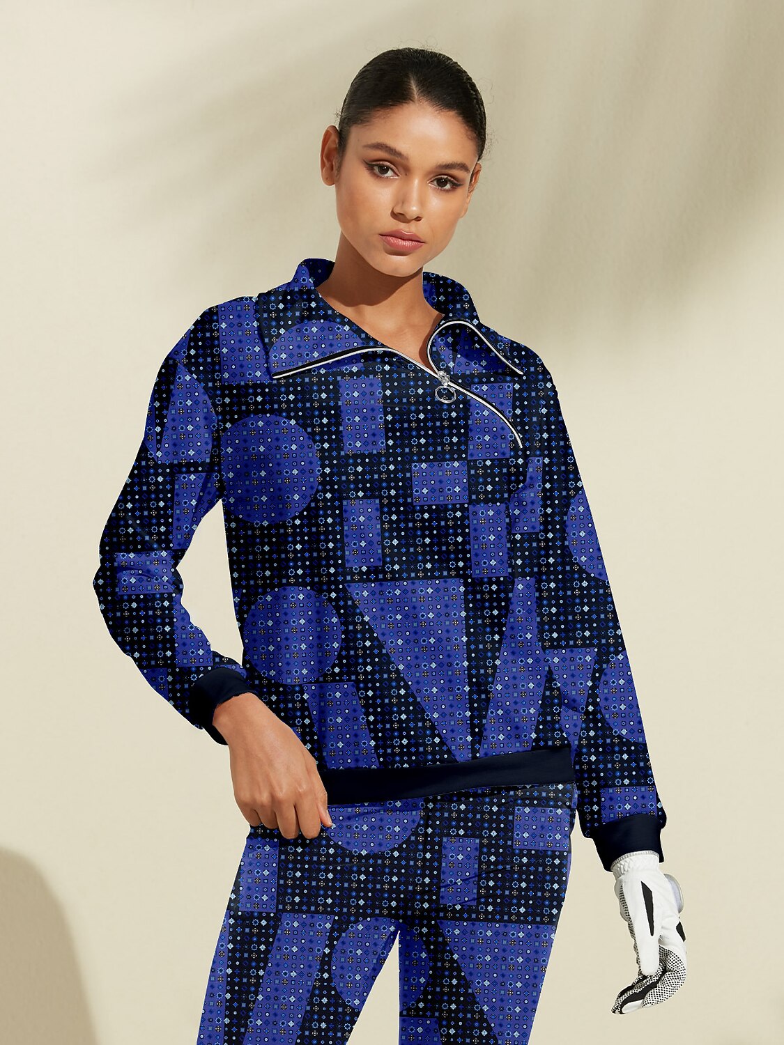 遊び心あふれるマリンゴルフスウェットシャツ