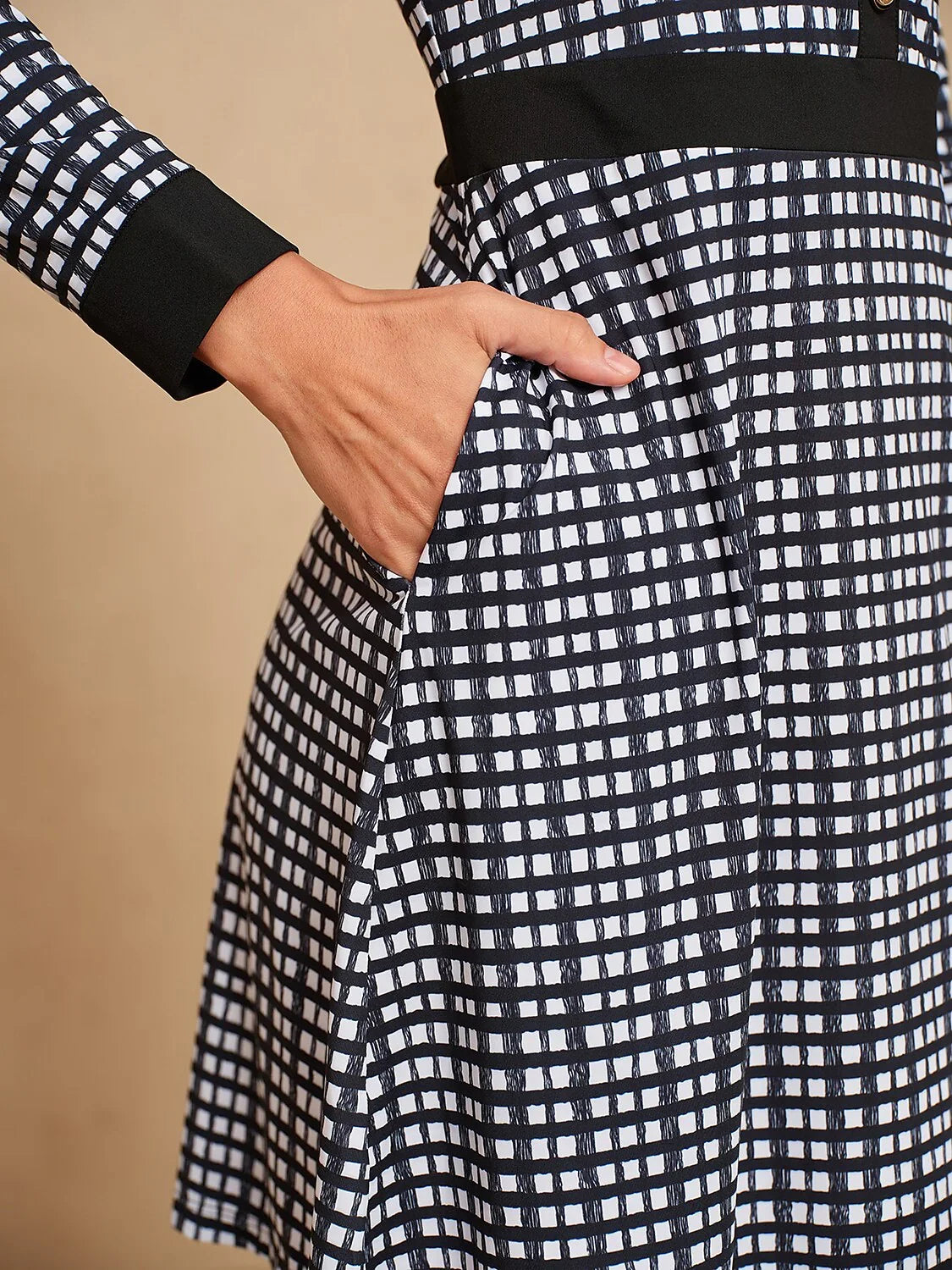 More Than Basic Vestido A-Line de Manga Larga 36.5 Pulgadas UPF50+