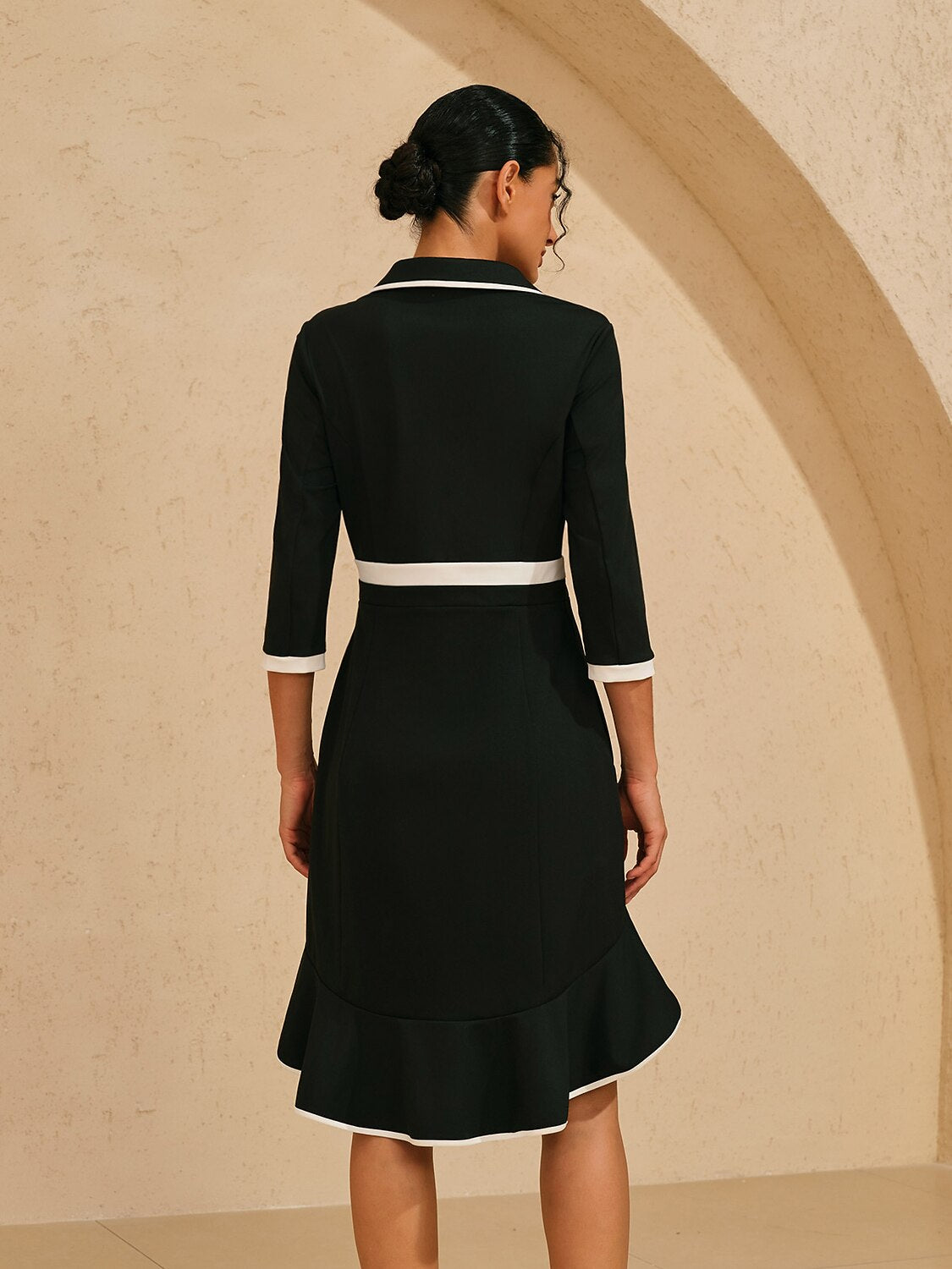 More Than Basic Abito Asimmetrico con Volant e Maniche 3/4, Lunghezza 36,5 Pollici