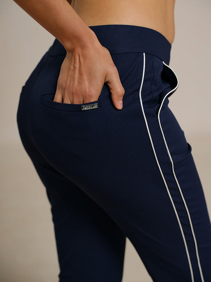 Eagle 28 Inch Performance Stretch Trimmed Ankle Pants