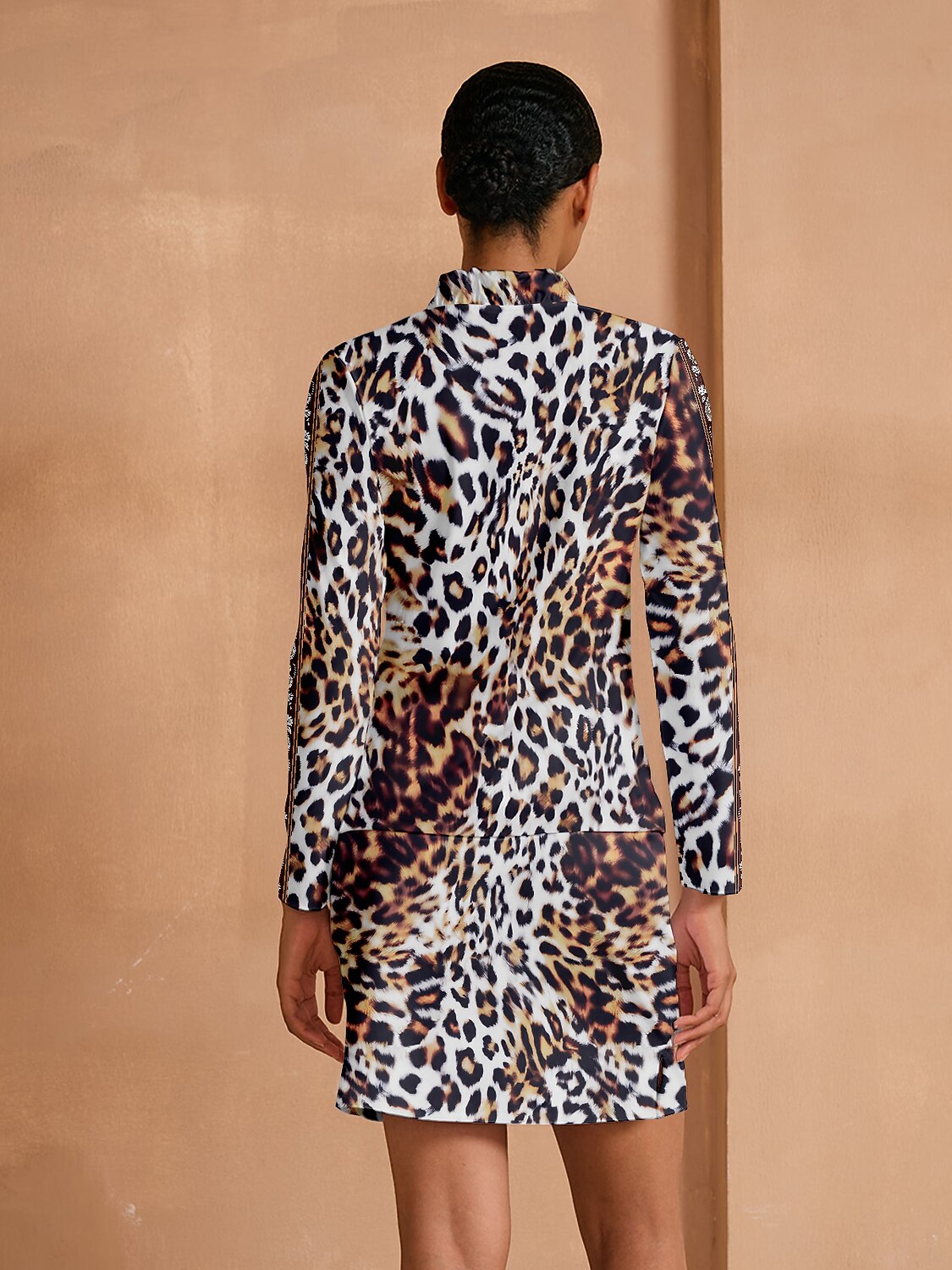 Wildlife Party Ruffle Golf Jacket Sun Protection