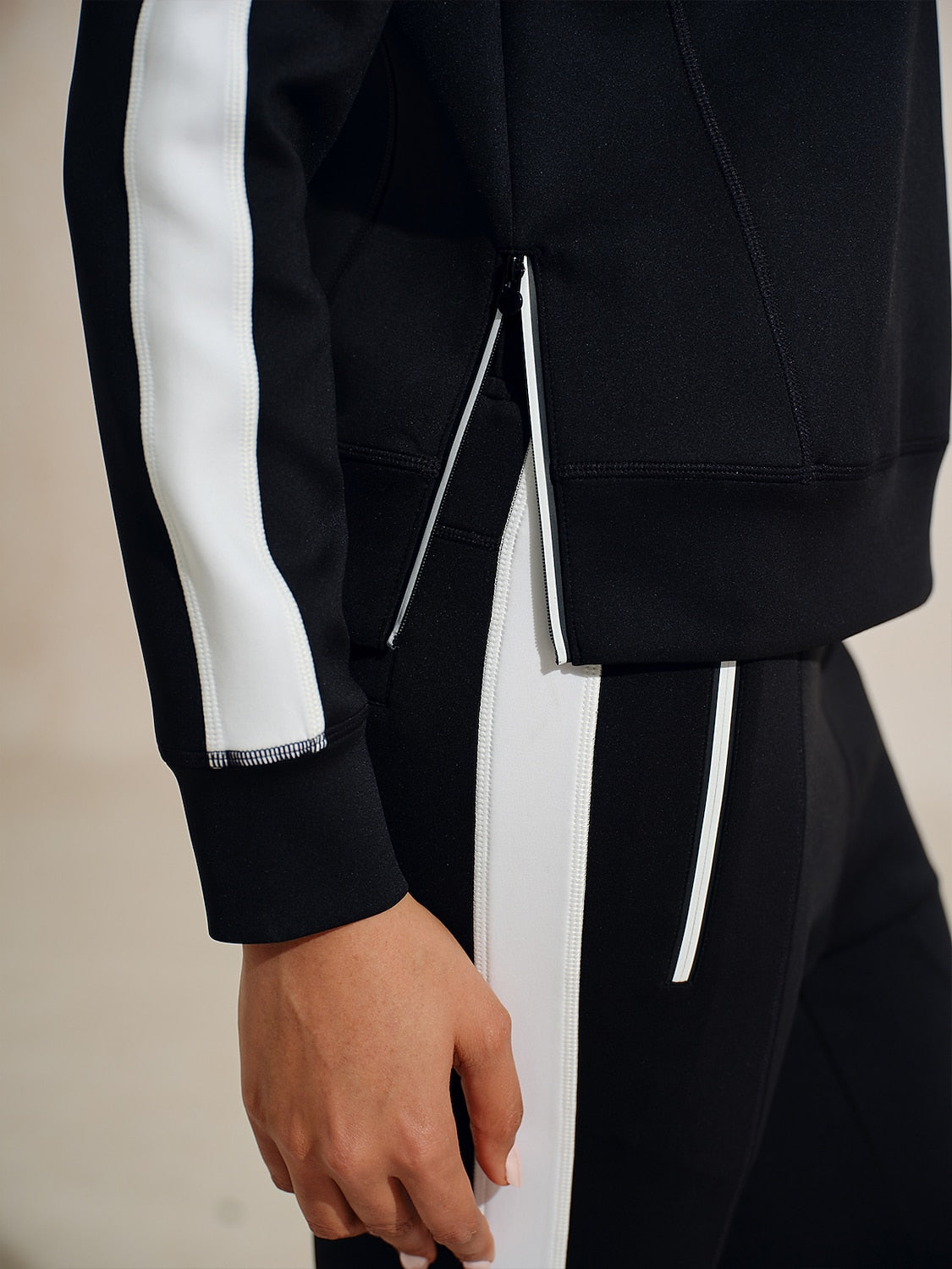 Sweat de Golf Col Irrégulier More Than Basic