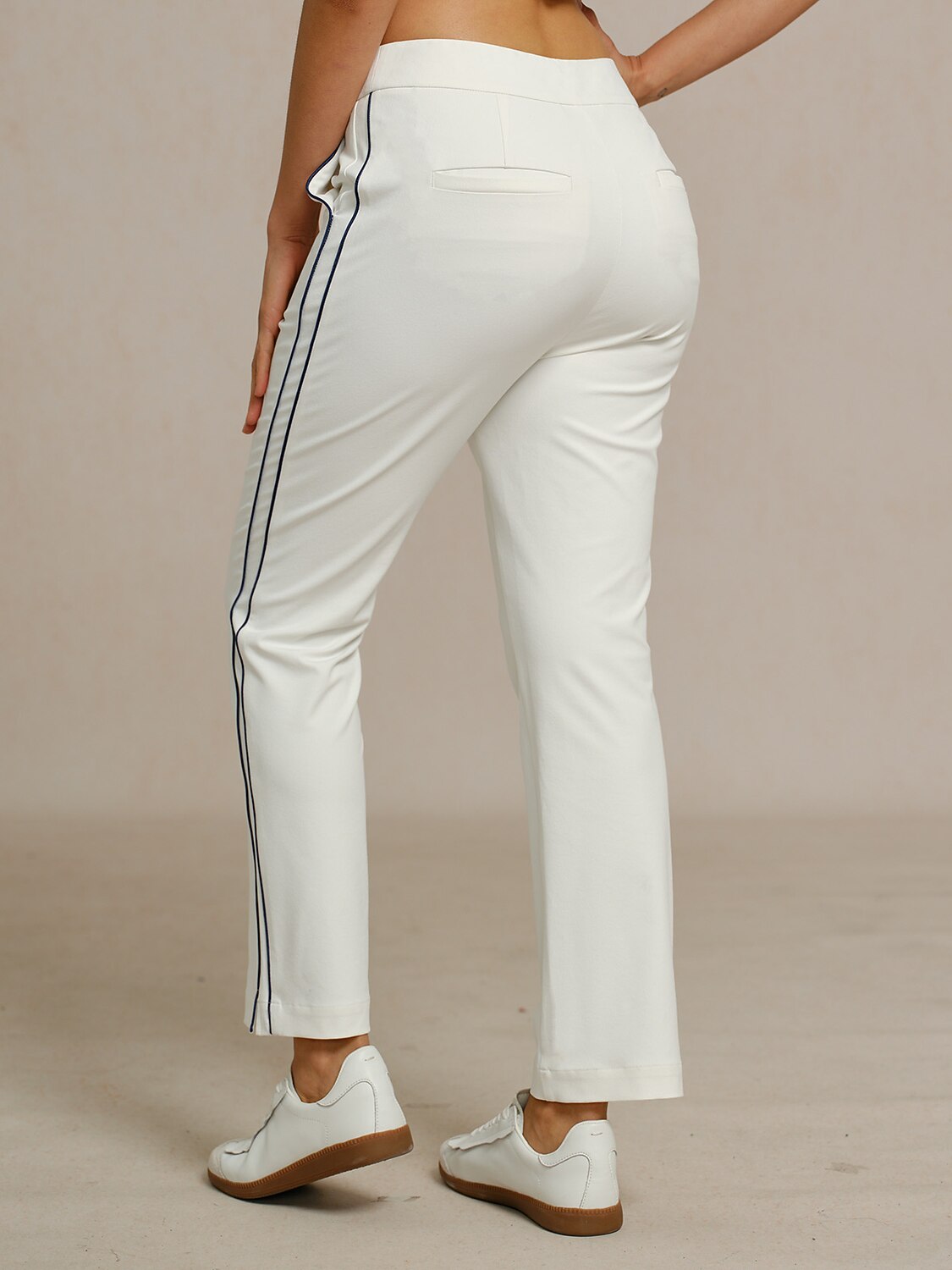 Eagle 28 Inch Performance Stretch Trimmed Ankle Pants