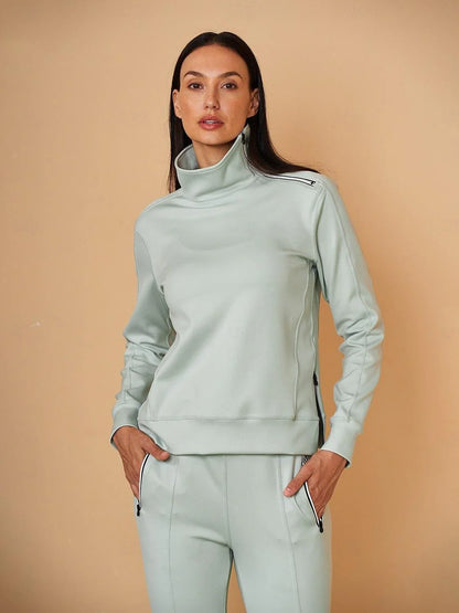 Mehr als nur ein einfaches Golf-Sweatshirt mit unregelmäßigem Kragen