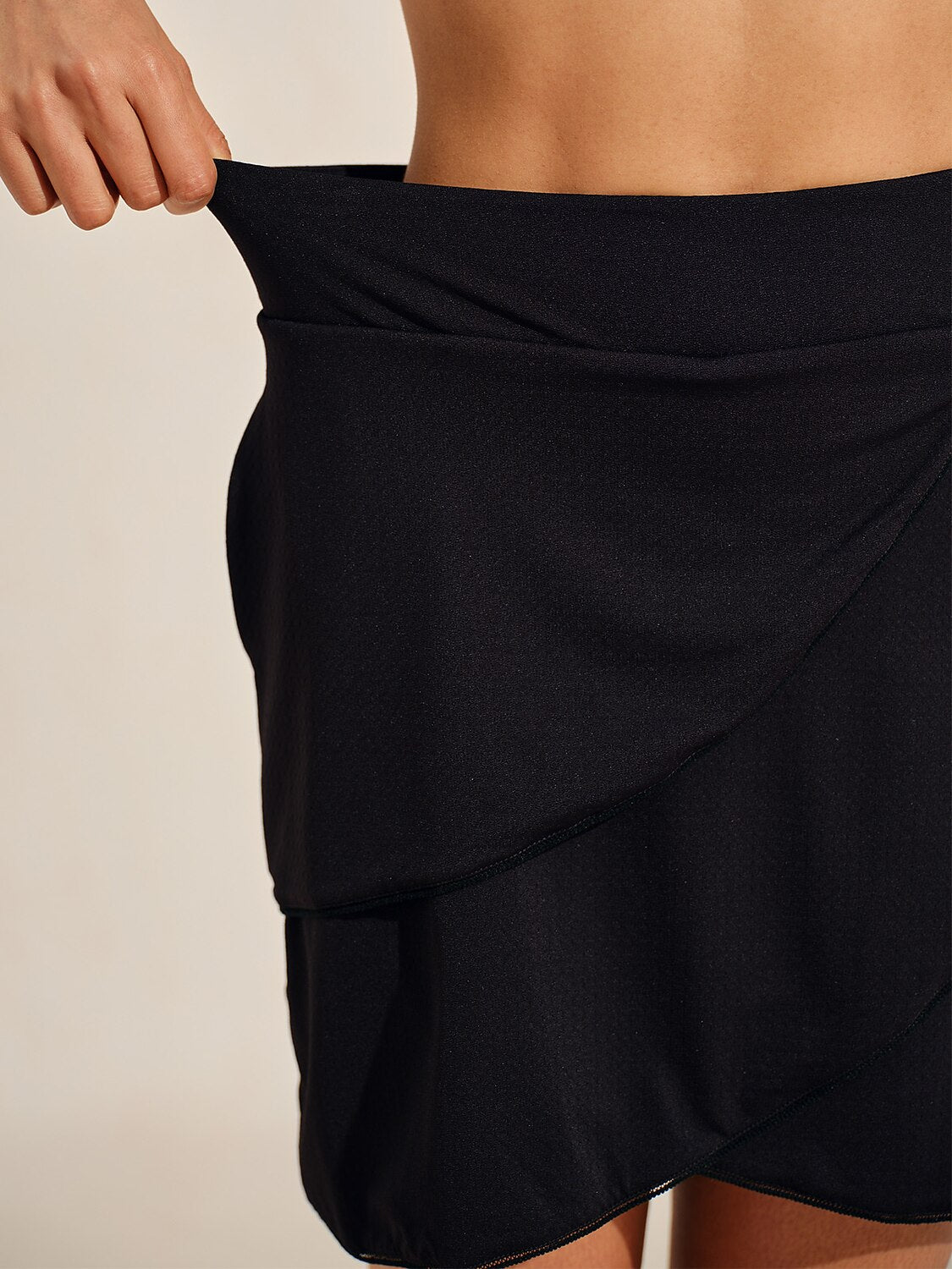 Ultrasoft Premium 18.5 Inch Asymmetrical Skort UPF50+