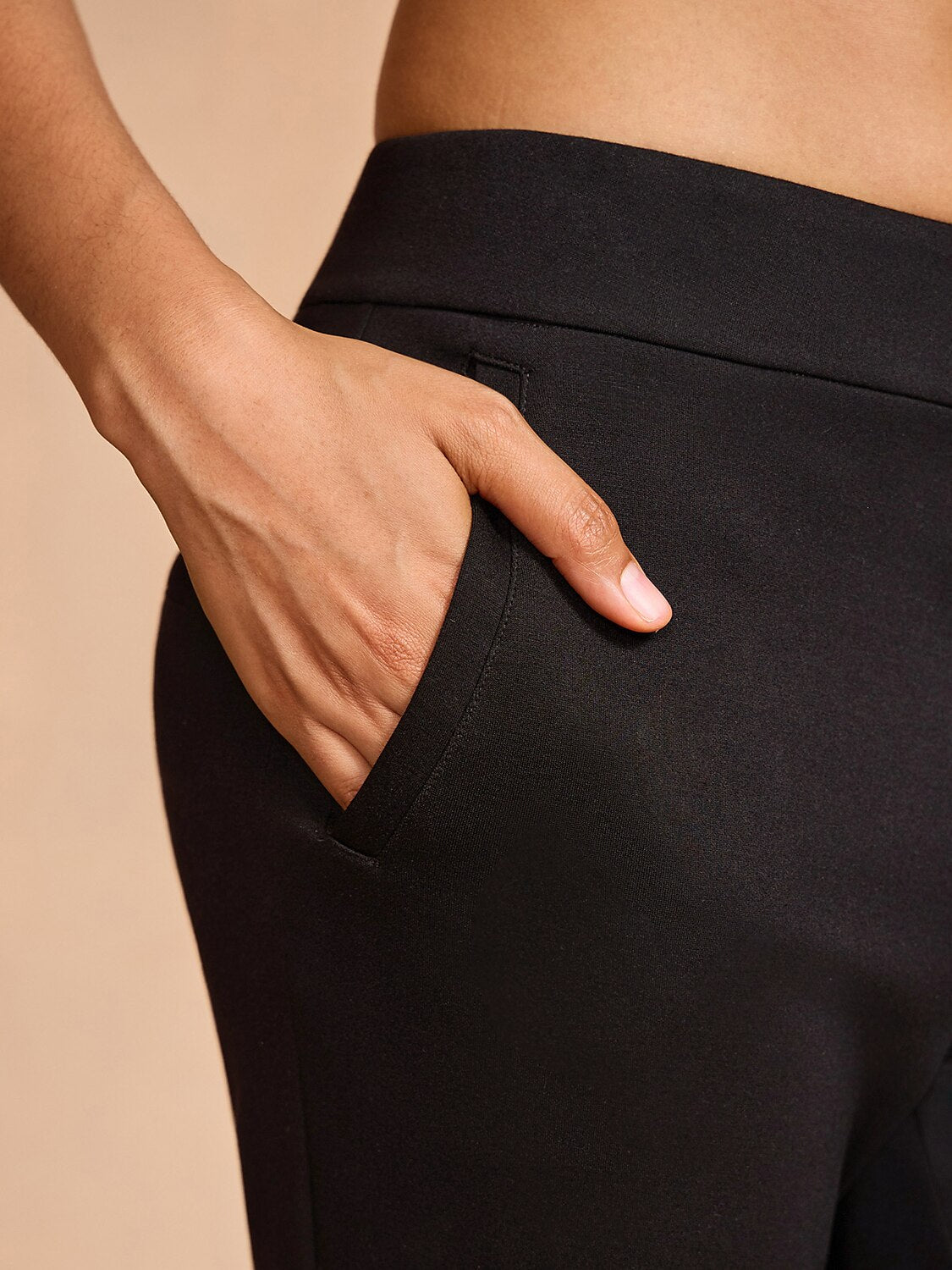 Acegolfs　タグ付き　ストレッチパンツ　Lですが大き目 ベーシック以上のストレッチジッパーポケット付きアンクルパンツ